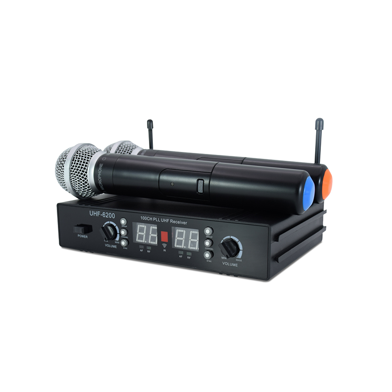 Model：UHF-6200